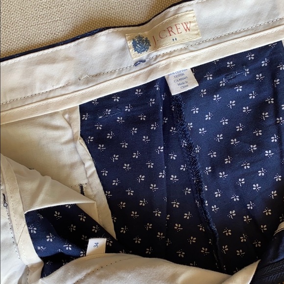 Men’s J. Crew Print Short - Picture 3 of 6